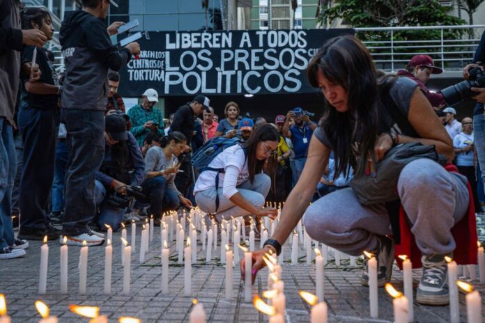 JEP contabiliza liberación de 72 presos políticos: «Es el uso de personas como fichas de negociación» JEP contabiliza liberación de 72 presos políticos: "Es el uso de personas como fichas de negociación"