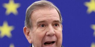 La Causa R reafirma respaldo a Edmundo González Urrutia: «El 28 de julio no será borrado» La Causa R reafirma respaldo a Edmundo González Urrutia: "El 28 de julio no será borrado"