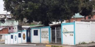 Padre de preso político: «Mi hijo dice que es inocente, lo sé, le pido paciencia» Padre de preso político: "Mi hijo dice que es inocente, lo sé, le pido paciencia"