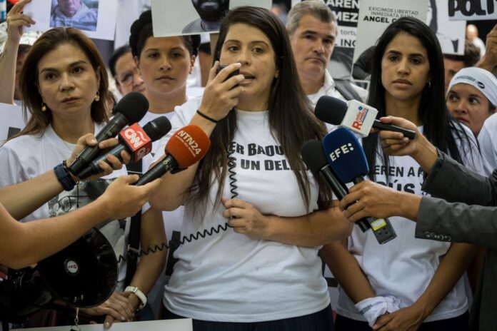 Alarmas y patrullaje de día y noche: El cerco del CICPC a Andreina Baduel en su propia casa Alarmas y patrullaje de día y noche: El cerco del CICPC a Andreina Baduel en su propia casa