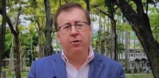 César Pérez Vivas tras los cuatros años que Javier Tarazona ha estado secuestrado: «Ha sido llevado a la mazmorra de la dictadura por ser un ciudadano ejemplar» César Pérez Vivas tras los cuatros años que Javier Tarazona ha estado secuestrado: "Ha sido llevado a la mazmorra de la dictadura por ser un ciudadano ejemplar"