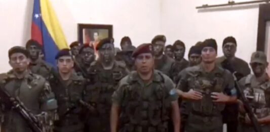 Reviven video de las condiciones de detención del capitán Caguaripano, quien llamó públicamente a rebelarse contra Nicolás Maduro