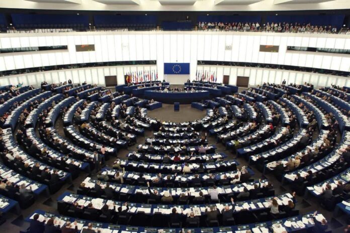 Parlamento Europeo acepta incluir a Venezuela en lista de países con alto riesgo de blanqueo y financiación del terrorismo Parlamento Europeo acepta incluir a Venezuela en lista de países con alto riesgo de blanqueo y financiación del terrorismo