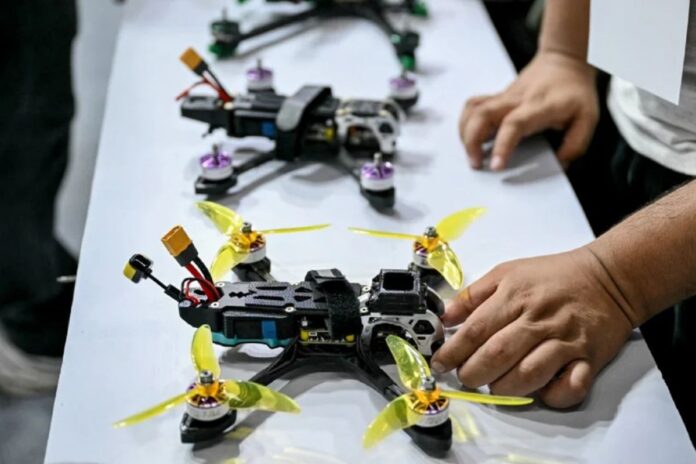 Nicolás Maduro prohíbe vuelo de drones en Venezuela en medio de tensiones con Estados Unidos Nicolás Maduro prohíbe vuelo de drones en Venezuela en medio de tensiones con Estados Unidos