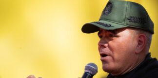 Vladimir Padrino López acusa a EE. UU. de «narrativa» para justificar agresión Vladimir Padrino López acusa a EE. UU. de "narrativa" para justificar agresión