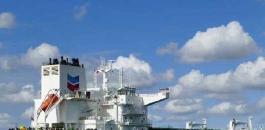Dos buques fletados por Chevron con petróleo venezolano llegaron a Estados Unidos