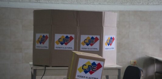 Alertan del «desmantelamiento» del sistema electoral en Venezuela tras fraude de las presidenciales