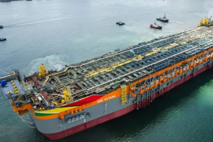 Operaciones de ExxonMobil en el Esequibo reaviva la disputa entre el régimen de Nicolás Maduro y Guyana Operaciones de ExxonMobil en el Esequibo reaviva la disputa entre el régimen de Nicolás Maduro y Guyana