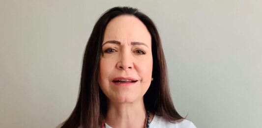 María Corina Machado: "Luchar por la paz de Colombia y Venezuela es la mejor forma de honrar la memoria de Miguel Uribe Turbay"