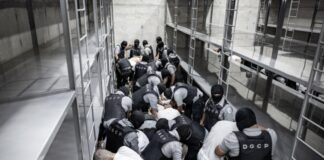 Venezolanos denunciaron en la ONU las torturas sufridas en la megacárcel de El Salvador Venezolanos denunciaron en la ONU las torturas sufridas en la megacárcel de El Salvador