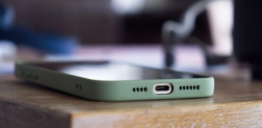 Otro atraso en Venezuela: ¿Por qué los ciudadanos no tienen alertas de desastres en los teléfonos celulares?