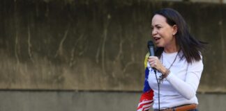 María Corina Machado responde a amenazas de Diosdado Cabello: «Se equivoca si cree que eso nos va a detener» María Corina Machado responde a amenazas de Diosdado Cabello: "Se equivoca si cree que eso nos va a detener"