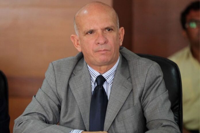 Desmienten que se filtró parte de una confesión de Hugo Carvajal sobre cómo se creó el Cártel de los Soles y se utiliza el Tren de Aragua Desmienten que se filtró parte de una confesión de Hugo Carvajal sobre cómo se creó el Cártel de los Soles y se utiliza el Tren de Aragua