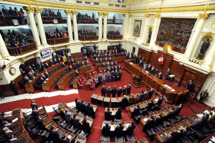 Congreso de Perú aprueba declarar al Cartel de los Soles como organización terrorista Congreso de Perú aprueba declarar al Cartel de los Soles como organización terrorista