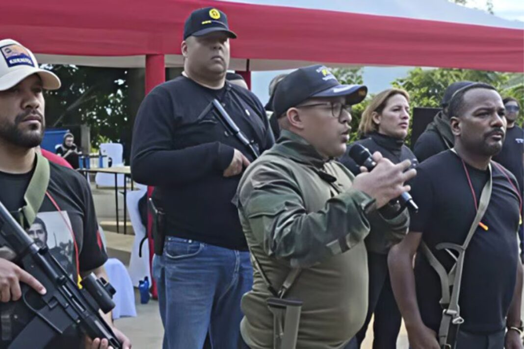 El poderoso grupo de Nahum Fernández, jefe de gobierno de Caracas: Controla 150 edificios y ahora tiene armas de guerra