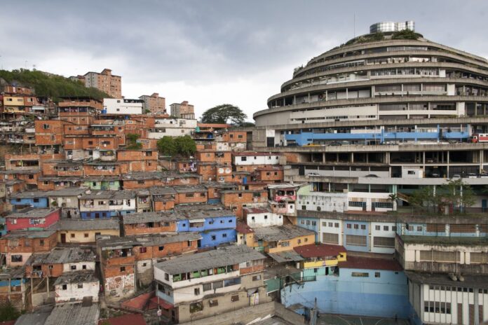 Denuncian traslado y desaparición forzada de los presos políticos Freddy Superlano y Ronald Carreño Denuncian traslado y desaparición forzada de los presos políticos Freddy Superlano y Ronald Carreño