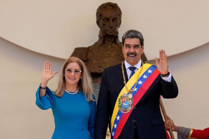 Antonio de la Cruz: «Nicolás Maduro con Cilia Flores pueden estar pensando una huida del país, pero Diosdado no tiene esa posibilidad» Antonio de la Cruz: "Nicolás Maduro con Cilia Flores pueden estar pensando una huida del país, pero Diosdado no tiene esa posibilidad"