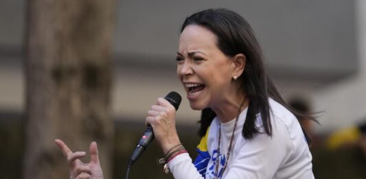 María Corina Machado exige la liberación inmediata de Julio Velazco, padre de dirigente de Vente Venezuela