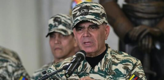 Desde un "bunker": Vladimir Padrino López anuncia aumento de la vigilancia militar en Venezuela hasta 25 mil hombres