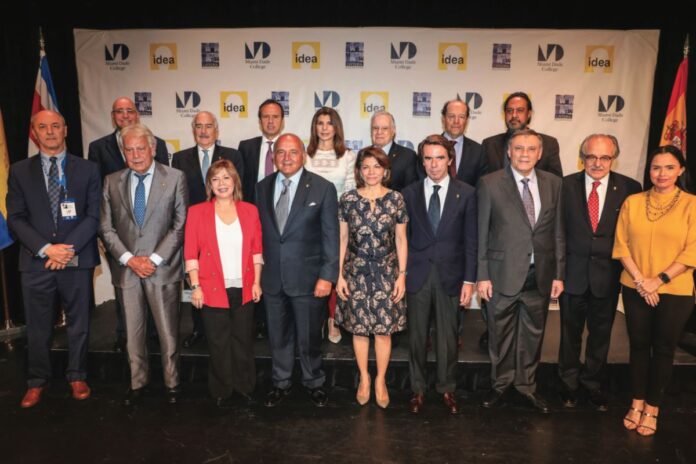 Grupo IDEA exhorta a la Comunidad internacional a «velar por la garantía del derecho a la vida» de MCM tras amenaza de Diosdado Cabello Grupo IDEA exhorta a la Comunidad internacional a "velar por la garantía del derecho a la vida" de MCM tras amenaza de Diosdado Cabello