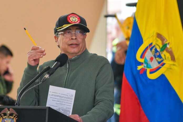 Gustavo Petro recuerda el secuestro de Enrique Márquez y de las decenas de presos políticos colombianos en Venezuela Gustavo Petro recuerda el secuestro de Enrique Márquez y de las decenas de presos políticos colombianos en Venezuela