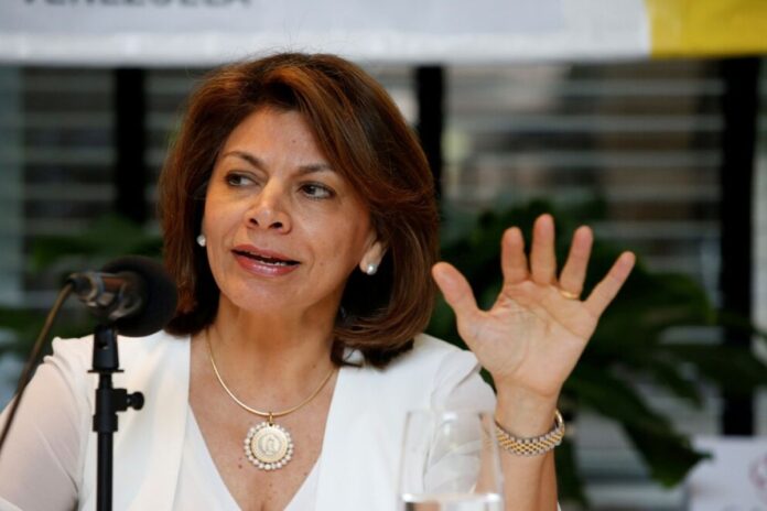 Expresidenta de Costa Rica sobre el intento de diálogo del régimen con Estados Unidos: «Maduro está manejando muchas cartas al mismo tiempo» Expresidenta de Costa Rica sobre el intento de diálogo del régimen con Estados Unidos: "Maduro está manejando muchas cartas al mismo tiempo"