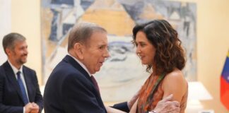 Presidenta de la Comunidad de Madrid manifestó su apoyo a Edmundo González Urrutia y a los venezolanos: “No están solos” Presidenta de la Comunidad de Madrid manifestó su apoyo a Edmundo González Urrutia y a los venezolanos: “No están solos”