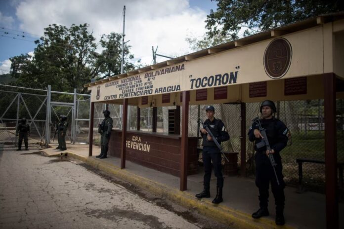 OVP denuncia aislamiento de 58 presos políticos en Tocorón OVP denuncia aislamiento de 58 presos políticos en Tocorón