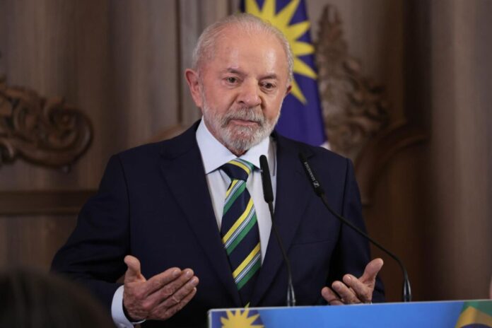 Lula da Silva se ofrece como mediador en posible diálogo entre EE. UU. y el régimen de Nicolás Maduro Lula da Silva se ofrece como mediador en posible diálogo entre EE. UU. y el régimen de Nicolás Maduro