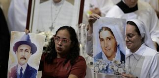 Pedro Burelli: «Estos santos son de todos los venezolanos y no de un régimen que tiene presos políticos» Pedro Burelli: "Estos santos son de todos los venezolanos y no de un régimen que tiene presos políticos"