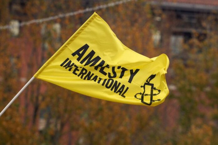 Liberado Gerente de Amnistía Internacional en Venezuela retenido en Maiquetía Liberado Gerente de Amnistía Internacional en Venezuela retenido en Maiquetía