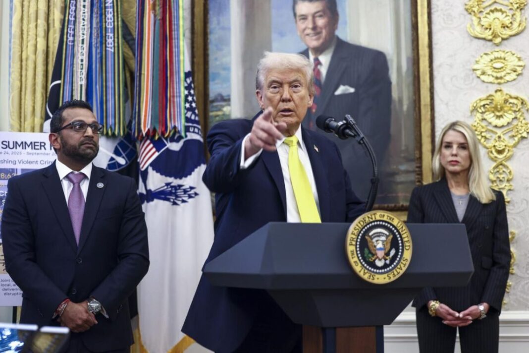 Las dos razones por las que Donald Trump autorizó operaciones encubiertas de la CIA en Venezuela