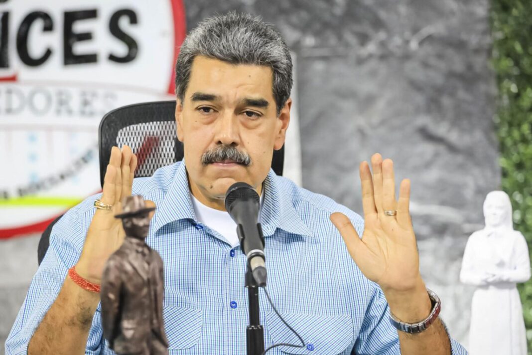 Nicolás Maduro ordenó crear aplicación para que la gente reporte 