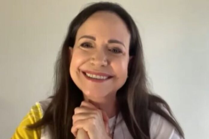 María Corina Machado: «La primaria fue la derrota espiritual del régimen; ahora estamos en la fase final de esta lucha por la libertad» María Corina Machado: "La primaria fue la derrota espiritual del régimen; ahora estamos en la fase final de esta lucha por la libertad"