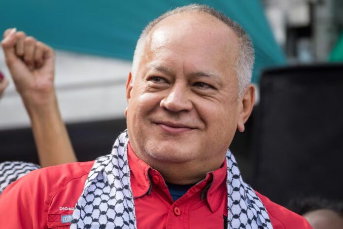 Diosdado Cabello amenaza con atentados a opositores asilados en Colombia, España y Panamá Diosdado Cabello amenaza con atentados a opositores asilados en Colombia, España y Panamá