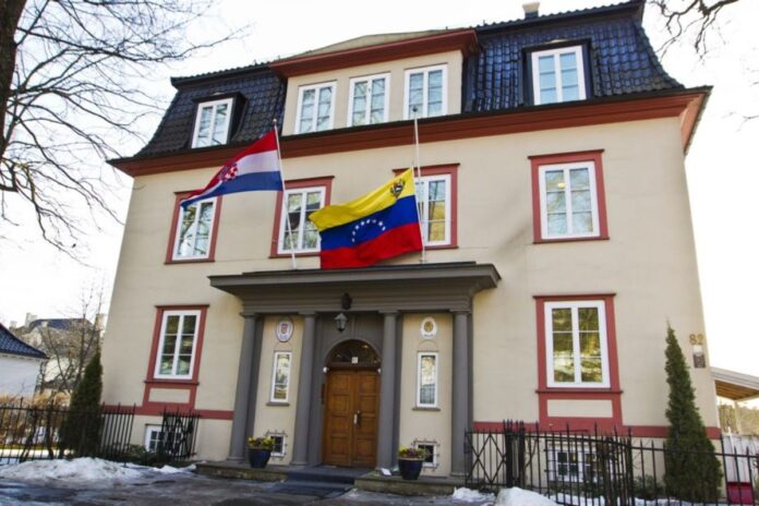 Régimen madurista anuncia el cierre de la embajada de Venezuela en Noruega tras el Premio Nobel de la Paz a María Corina Machado Régimen de Nicolás Maduro anuncia el cierre de la embajada de Venezuela en Noruega tras el Premio Nobel de la Paz a María Corina Machado