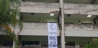 95%: Aparecen pancartas con mensaje “Está pasando” en diferentes universidades en Venezuela 95%: Aparecen pancartas con mensaje “Está pasando” en diferentes universidades en Venezuela