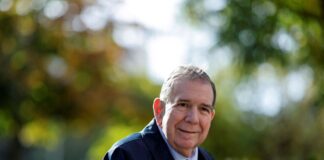 Edmundo González Urrutia exige investigación exhaustiva sobre el atentado contra Yendri Velásquez y Luis Peche Edmundo González Urrutia exige investigación exhaustiva sobre el atentado contra Yendri Velásquez y Luis Peche