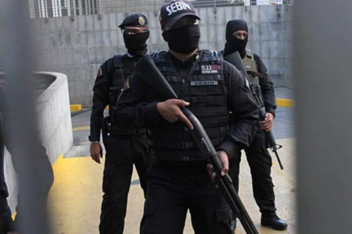 SEBIN y DGCIM espían y amenazan a familiares de hombres muertos en los ataques de EE. UU. a narcolanchas en el Caribe SEBIN y DGCIM espían y amenazan a familiares de hombres muertos en los ataques de EE. UU. a narcolanchas en el Caribe