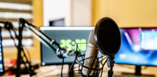 Conatel ordenó cierre de dos emisoras de radio en el estado Sucre Conatel ordenó cierre de dos emisoras de radio en el estado Sucre