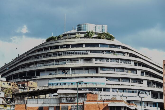 Foro Penal: Régimen de Nicolás Maduro mantiene a más de 800 presos políticos, entre ellos 85 extranjeros Foro Penal: Régimen de Nicolás Maduro mantiene a más de 800 presos políticos, entre ellos 85 extranjeros