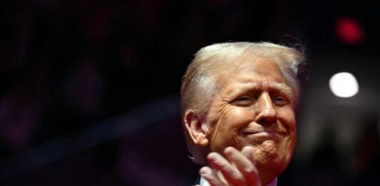 Donald Trump tendría prevista una llamada con Nicolás Maduro