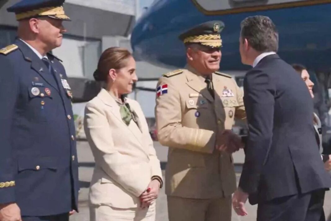 República Dominicana autoriza a Estados Unidos a usar aeropuerto para su despliegue en el Caribe