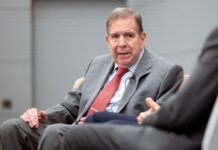 Edmundo González Urrutia recibe el Premio Milton Friedman 2025 por su defensa de la democracia Edmundo González Urrutia recibe el Premio Milton Friedman 2025 por su defensa de la democracia