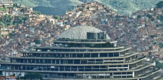 Foro Penal denuncia la existencia de 887 presos políticos en Venezuela, entre ellos 85 extranjeros Foro Penal denuncia la existencia de 887 presos políticos en Venezuela, entre ellos 85 extranjeros