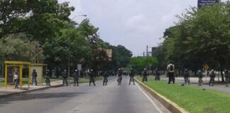 Foro Penal denuncia condena a 30 años de cárcel a acusados de asaltar el fuerte militar Paramacay en 2017 Foro Penal denuncia condena a 30 años de cárcel a acusados de asaltar el fuerte militar Paramacay en 2017