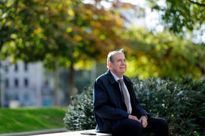 Edmundo González Urrutia: «Exigir la aparición con vida no es una posición política, es una obligación jurídica» Edmundo González Urrutia: "Exigir la aparición con vida no es una posición política, es una obligación jurídica"