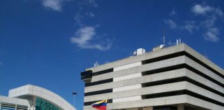 Venezuela depende de 20 aviones obsoletos luego de que Estados Unidos restringiera su espacio aéreo Venezuela depende de 20 aviones obsoletos luego de que Estados Unidos restringiera su espacio aéreo