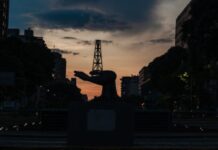 Donald Trump revisó acuerdo de Chevron con Venezuela. El comerciante petrolero de Nicolás Maduro se benefició Donald Trump revisó acuerdo de Chevron con Venezuela. El comerciante petrolero de Nicolás Maduro se benefició