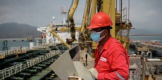 Supertanquero de petróleo se devuelve a Venezuela por temor a confiscación Supertanquero de petróleo se devuelve a Venezuela por temor a confiscación